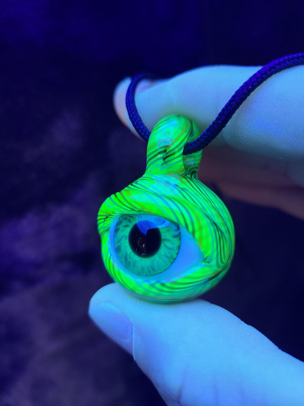Artist's Choice: Eye Glass Pendant